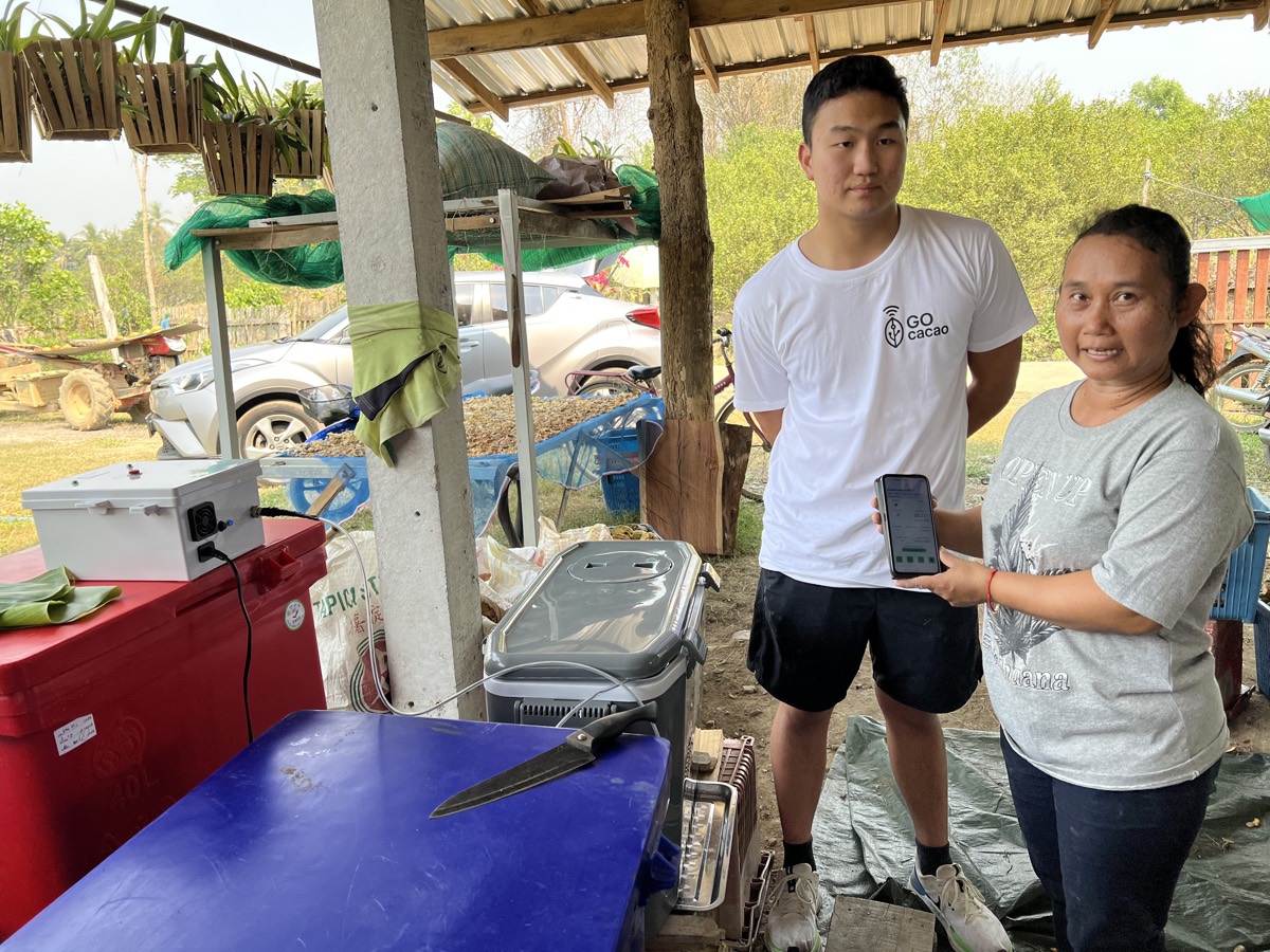 Teaching GOcacao to farmers